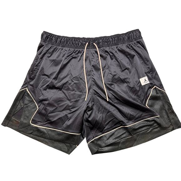 Nike Jordan Women's Plus Size Black Loose Fit Basketball Shorts Size 1X New - Picture 1 of 10